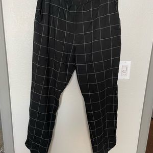 Allison Pant in Black Windowpane